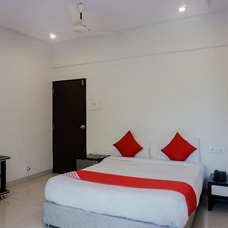 Dreams Holiday Resort Лонавла Екстер'єр фото