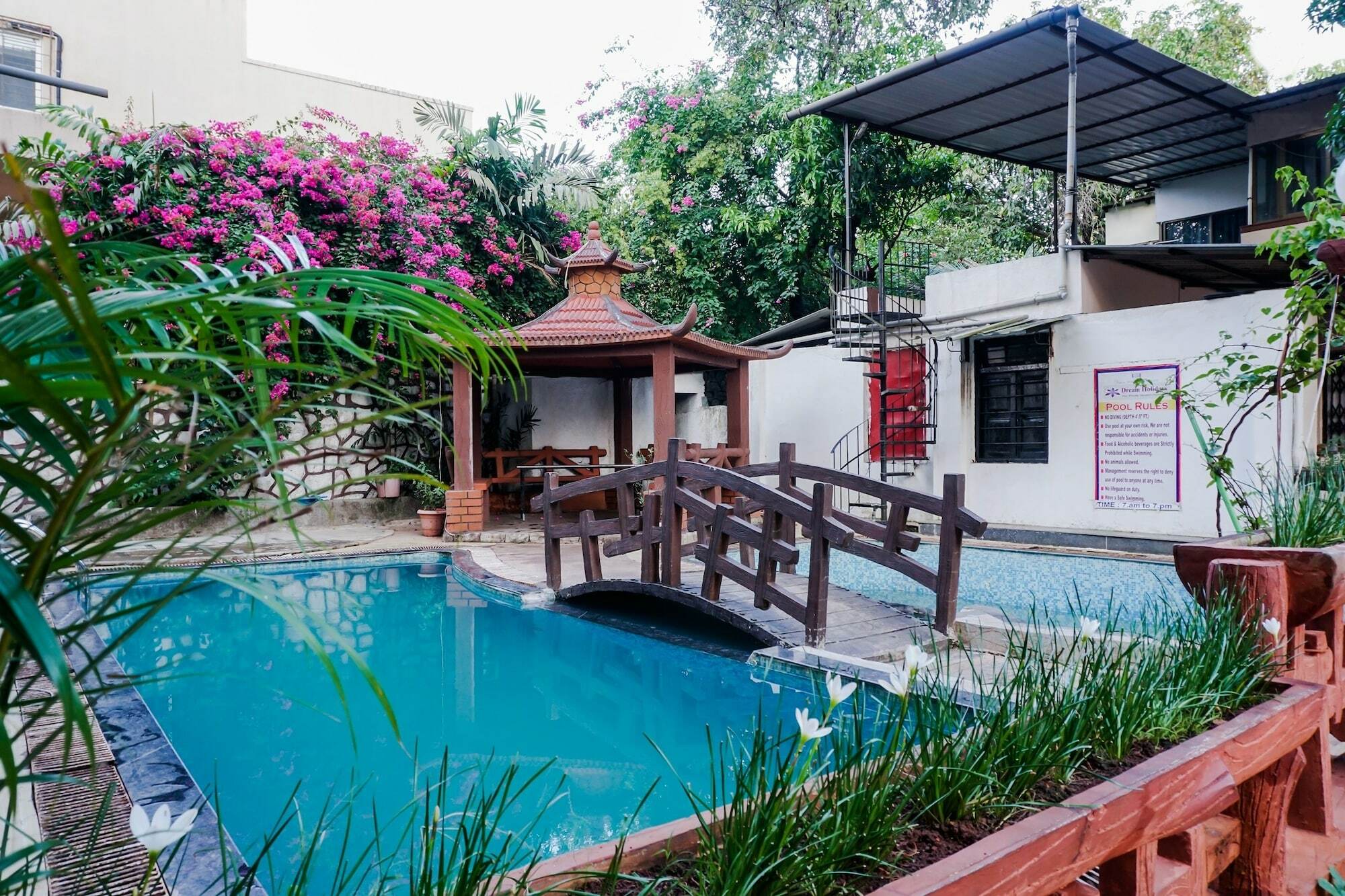 Dreams Holiday Resort Лонавла Екстер'єр фото